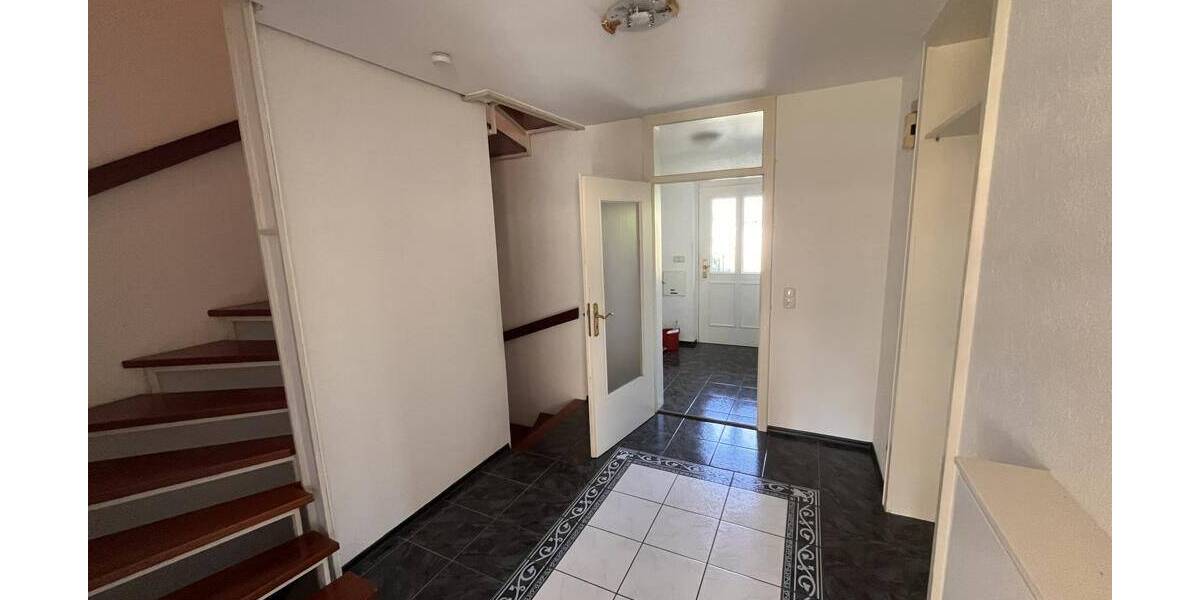 Reihenmittelhaus Lappersdorf - 4 Zimmer, 112 m&sup2;, 469.000&euro; | Angebot:25800476