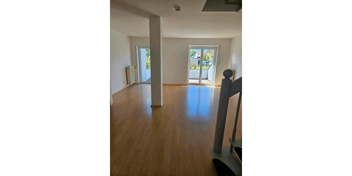 Maisonettenwohnung Thalmassing - 3 Zimmer, 105 m&sup2;, 700&euro; | Angebot:26241910