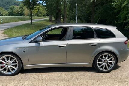 Alfa Romeo 159