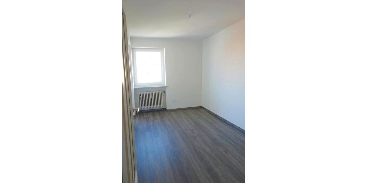 Terrassenwohnung Regensburg Konradsiedlung - 4 Zimmer, 125 m&sup2;, 600.000&euro; | Angebot:26522191