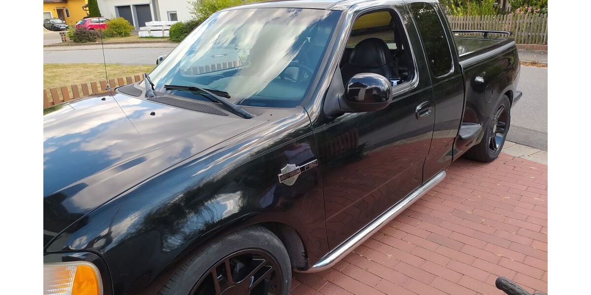 Ford F 150 147.000 km 11.000 &euro; Wald 93192