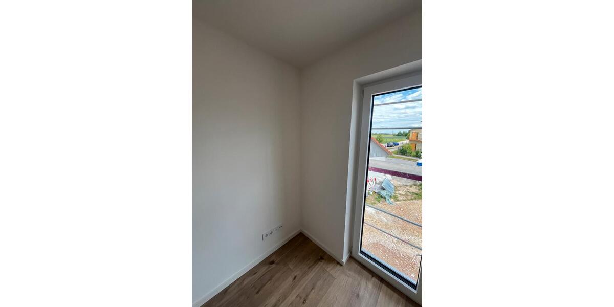 Maisonettenwohnung Barbing - 5.5 Zimmer, 145 m&sup2;, 1.900&euro; | Angebot:26464301