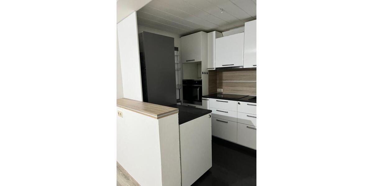 5 Zimmer-Wohnung 115 qm Maxhütte mit Garten 5 zimmer