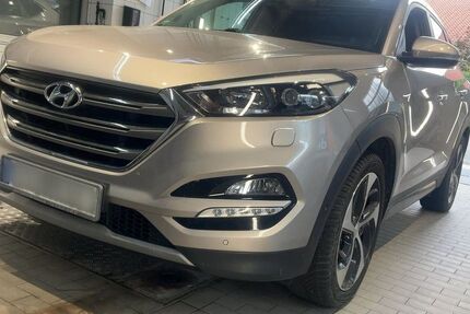 Hyundai TUCSON 74.390 km 16.990 &euro; Maxhütte-Haidhof 93142