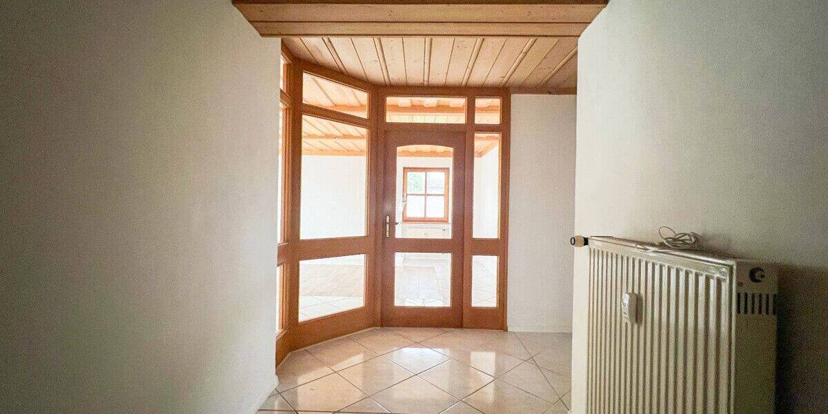 Etagenwohnung Maxhütte-Haidhof Ponholz - 3 Zimmer, 124 m&sup2;, 800&euro; | Angebot:26807150