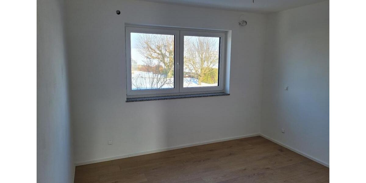 KFW 40 A+ Doppelhaushälfte Erstbezug, WP,PV, Garage, 6 Zimmer 6 zimmer