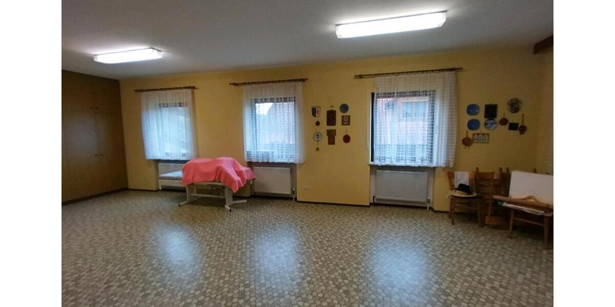 Einfamilienhaus Regensburg Ganghofersiedlung - 8 Zimmer, 245 m&sup2;, 425.000&euro; | Angebot:26096816