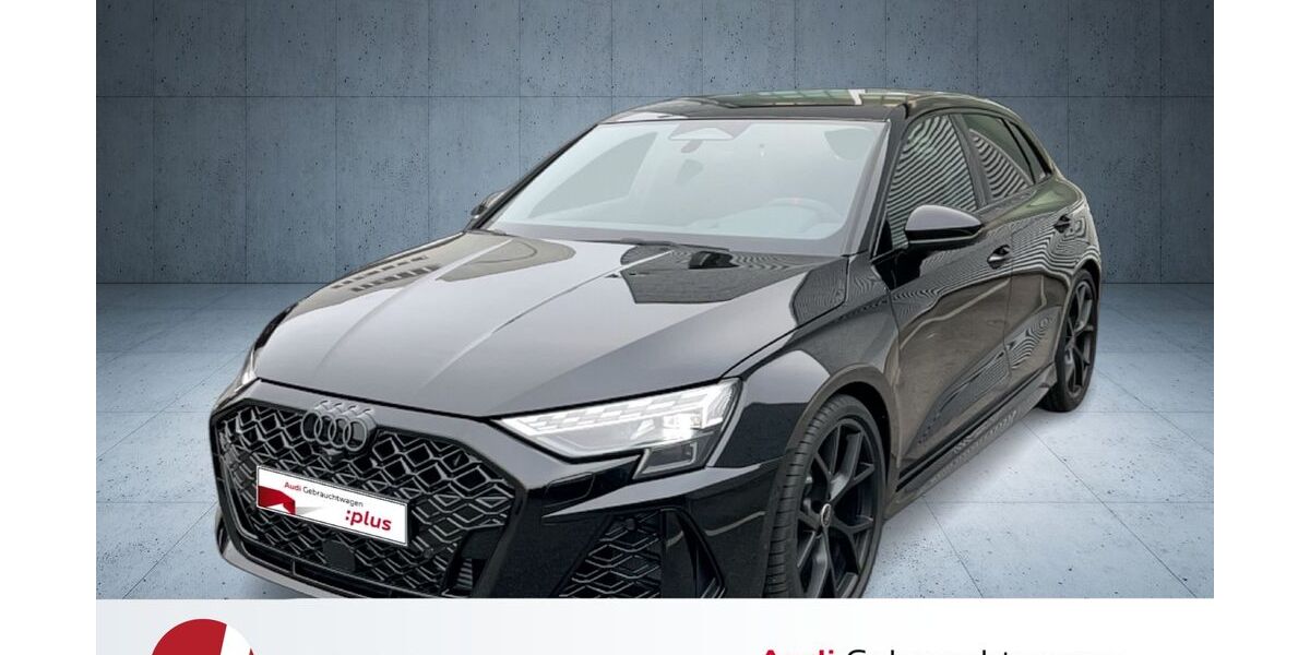 Audi RS3 9.900 km 66.880 &euro; Regensburg 93059