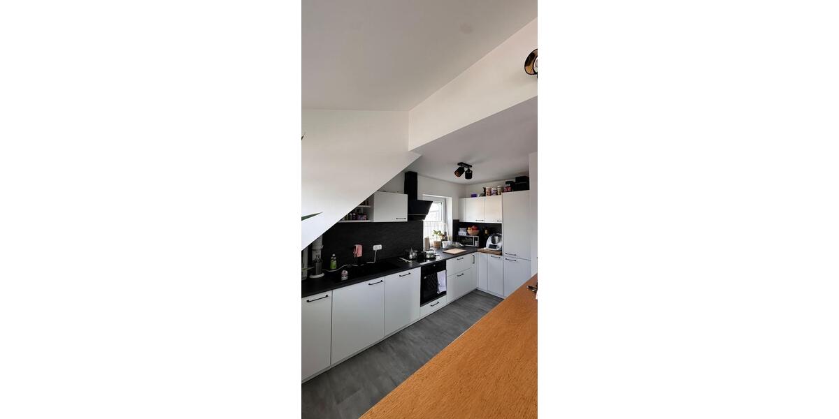 Dachgeschoßwohnung Tegernheim - 3 Zimmer, 57 m&sup2;, 650&euro; | Angebot:26468875