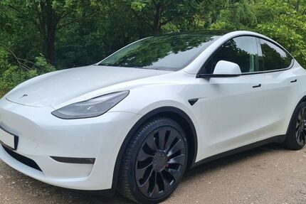 Tesla Model Y 35.000 km 35.900 &euro; Regensburg 93059