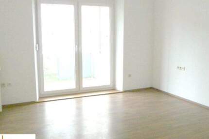 ** Schöne 2-Zi-Altbauwohnung mit Balkon sucht sportliche Mieter ** 2 zimmer