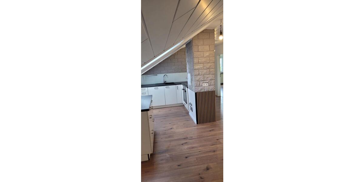 Dachgeschoßwohnung Regensburg Galgenberg - 2 Zimmer, 75 m&sup2;, 1.180&euro; | Angebot:26592598