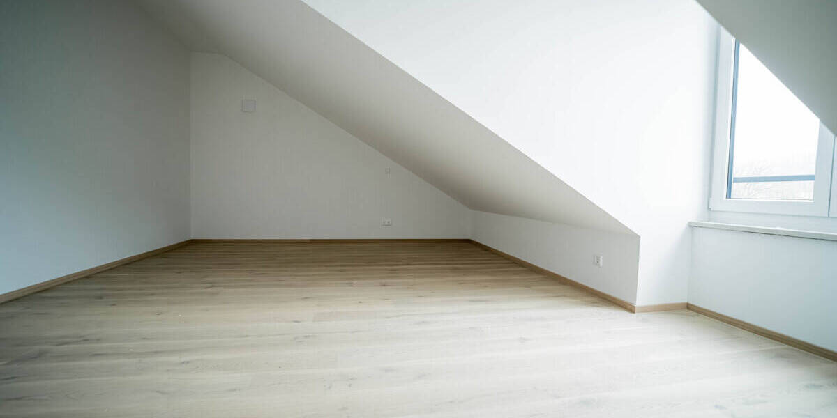 Etagenwohnung Regensburg Westenviertel - 3 Zimmer, 84 m&sup2;, 1.608&euro; | Angebot:26453046