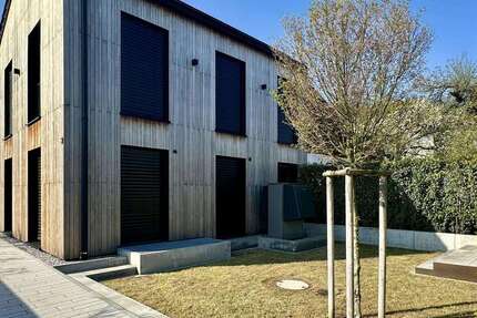 Haus Regensburg Gallingkofen - 7 Zimmer, 208 m&sup2;, 1.690.000&euro; | Angebot:25198270