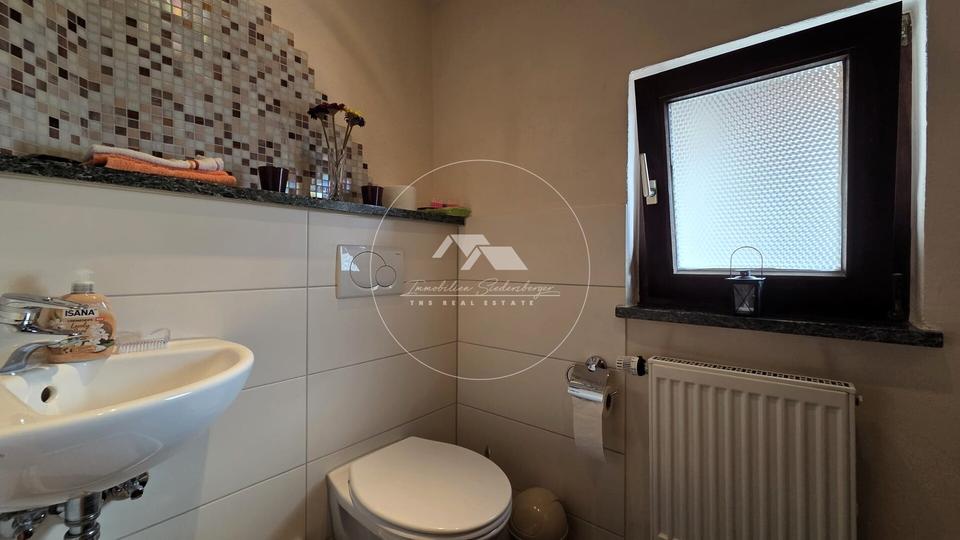 Etagenwohnung Abensberg - 4 Zimmer, 115 m&sup2;, 950&euro; | Angebot:25979881