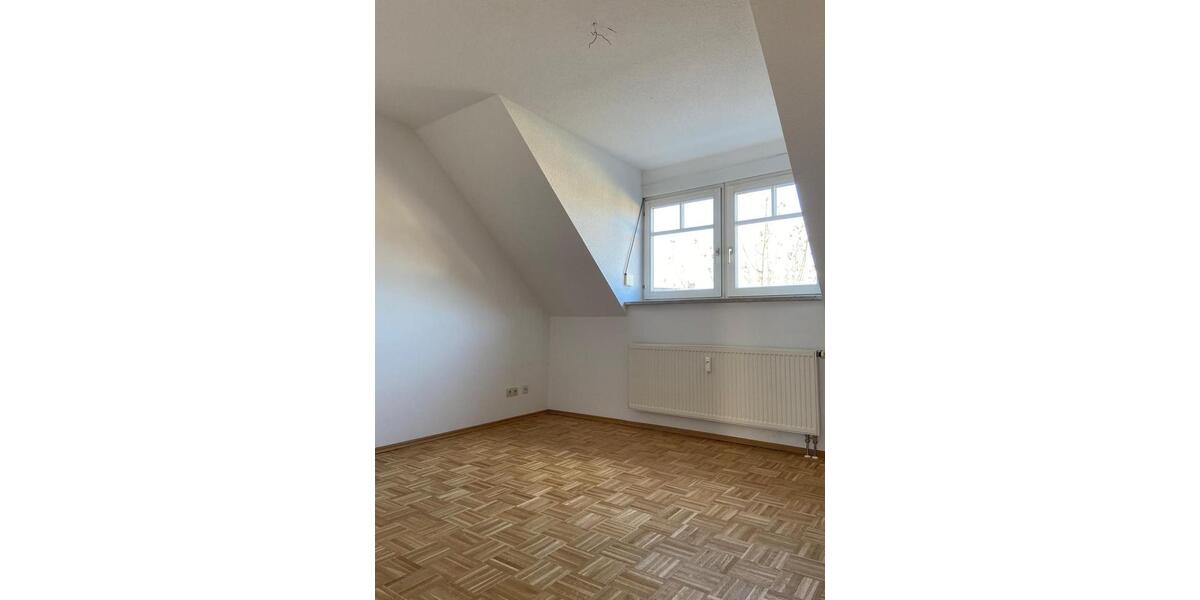 Maisonettenwohnung Thalmassing - 4 Zimmer, 97 m&sup2;, 1.220&euro; | Angebot:25382351