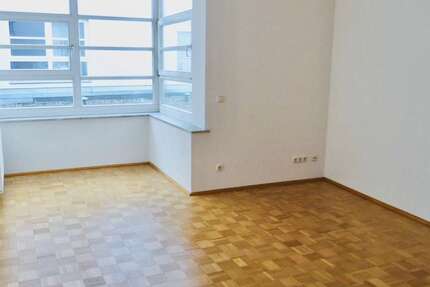 Wohnung zum Kaufen in Regensburg 185.000 € 32 m² 1 zimmer