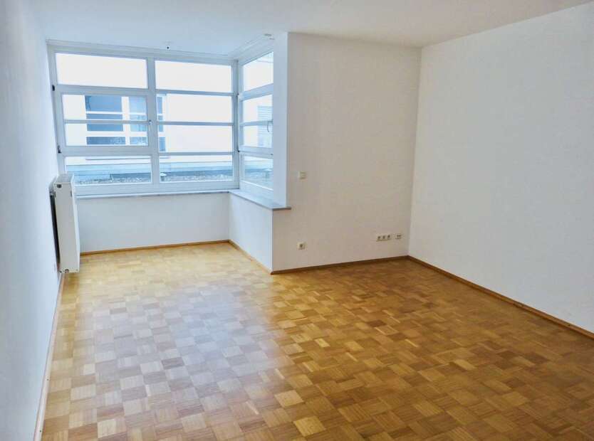 Wohnung zum Kaufen in Regensburg 185.000 € 32 m² 1 zimmer