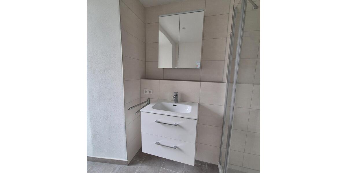 Erdgeschoßwohnung Regensburg Kumpfmühl - 2 Zimmer, 64 m&sup2;, 1.060&euro; | Angebot:26058136