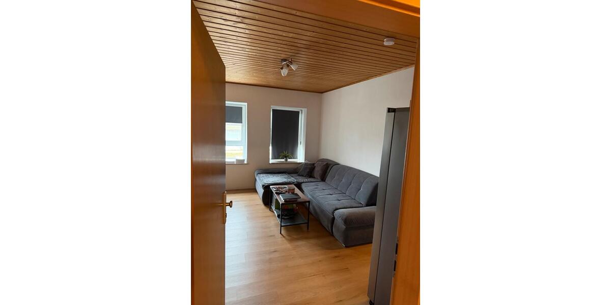 Dachgeschoßwohnung Regensburg Brandlberg - 1.5 Zimmer, 35 m&sup2;, 504&euro; | Angebot:25296133
