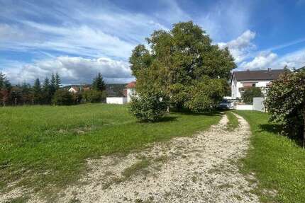 Grundstück zu verkaufen in Tegernheim 570.000 € 810 m²