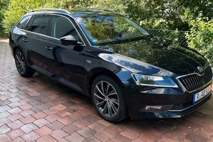 Skoda Superb 81.693 km 24.990 &euro; Regensburg 93049