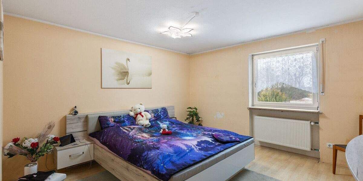 Einfamilienhaus Hemau Hohenschambach - 8 Zimmer, 166 m&sup2;, 505.000&euro; | Angebot:25743845