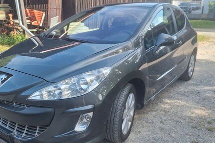 Peugeot 308 153.720 km 2.350 &euro; Regensburg 93057