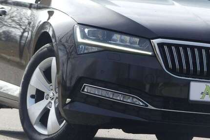 Skoda Superb 128.300 km 16.950 &euro; Regensburg 93059