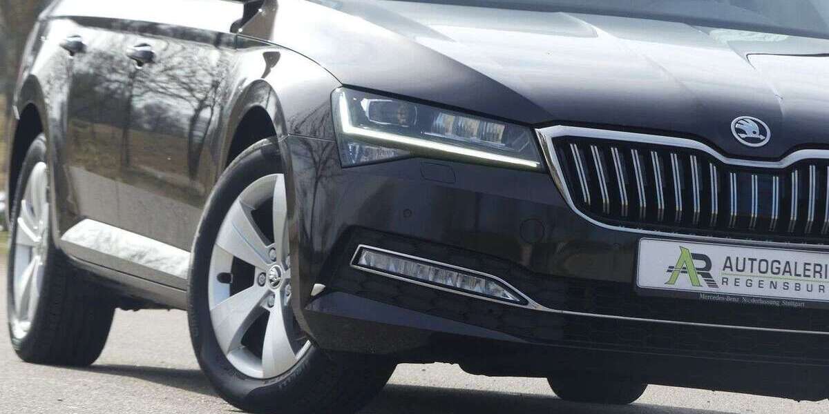 Skoda Superb 128.300 km 16.950 &euro; Regensburg 93059