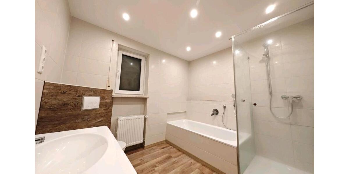 Etagenwohnung Sinzing - 3 Zimmer, 104 m&sup2;, 1.200&euro; | Angebot:26272778