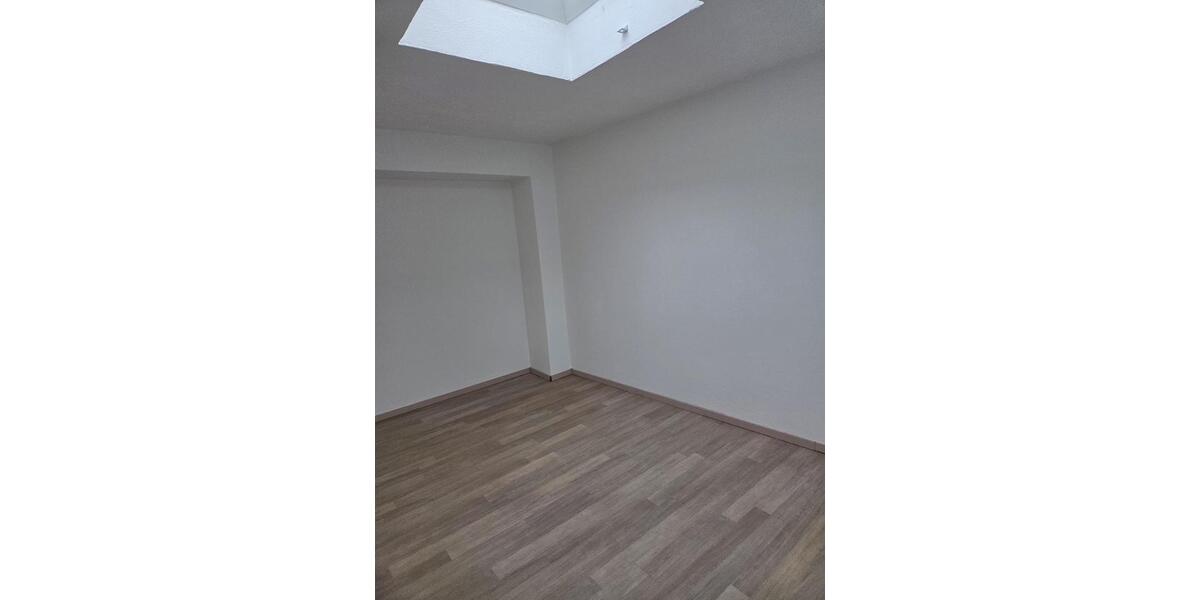 Erdgeschoßwohnung Regensburg Kumpfmühl - 2 Zimmer, 60 m&sup2;, 1.060&euro; | Angebot:25283575