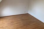 Dachgeschoßwohnung Geiselhöring - 3.5 Zimmer, 84 m&sup2;, 780&euro; | Angebot:25907817