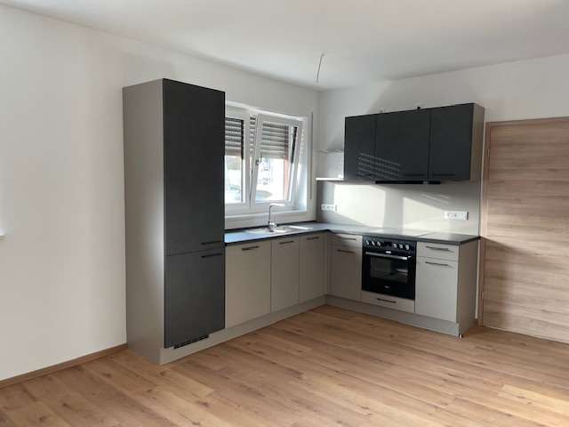 Wohnung zum Mieten in Regenstauf-Steinsberg 680 € 75.55 m²