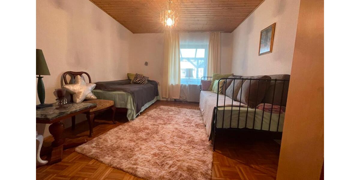 Ferienimmobilie Regensburg Brandlberg - 20&euro; | Angebot:10953382
