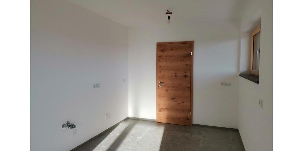 Etagenwohnung Geiselhöring - 3 Zimmer, 104 m&sup2;, 1.100&euro; | Angebot:26252415
