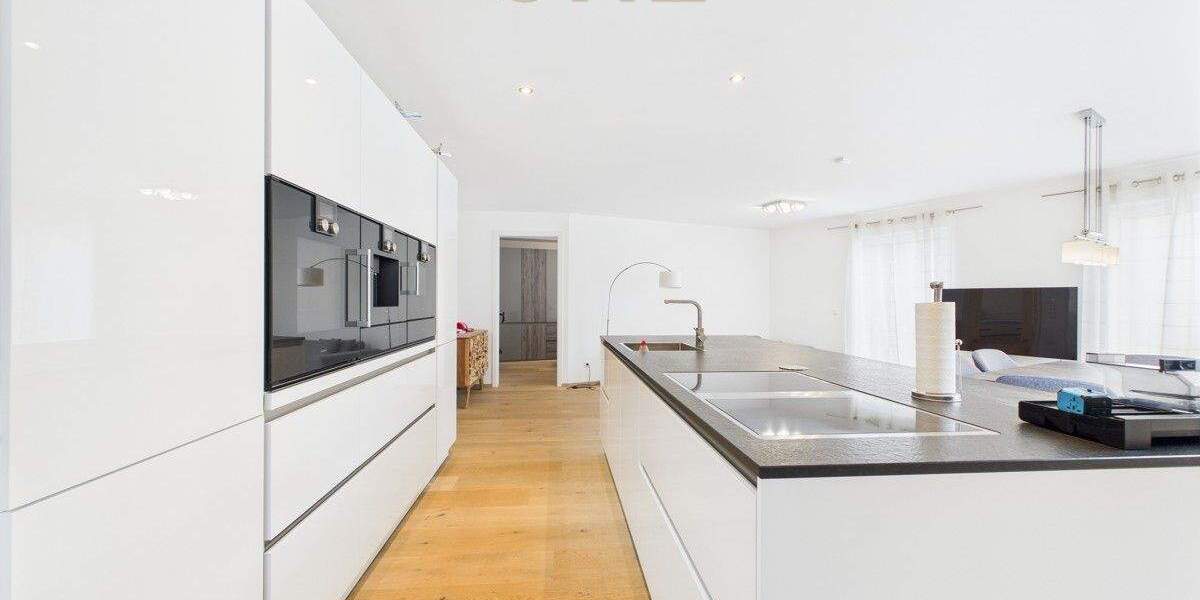 Etagenwohnung Regensburg Kumpfmühl-Ziegetsdorf-Neuprüll - 4 Zimmer, 116 m&sup2;, 690.000&euro; | Angebot:25689793