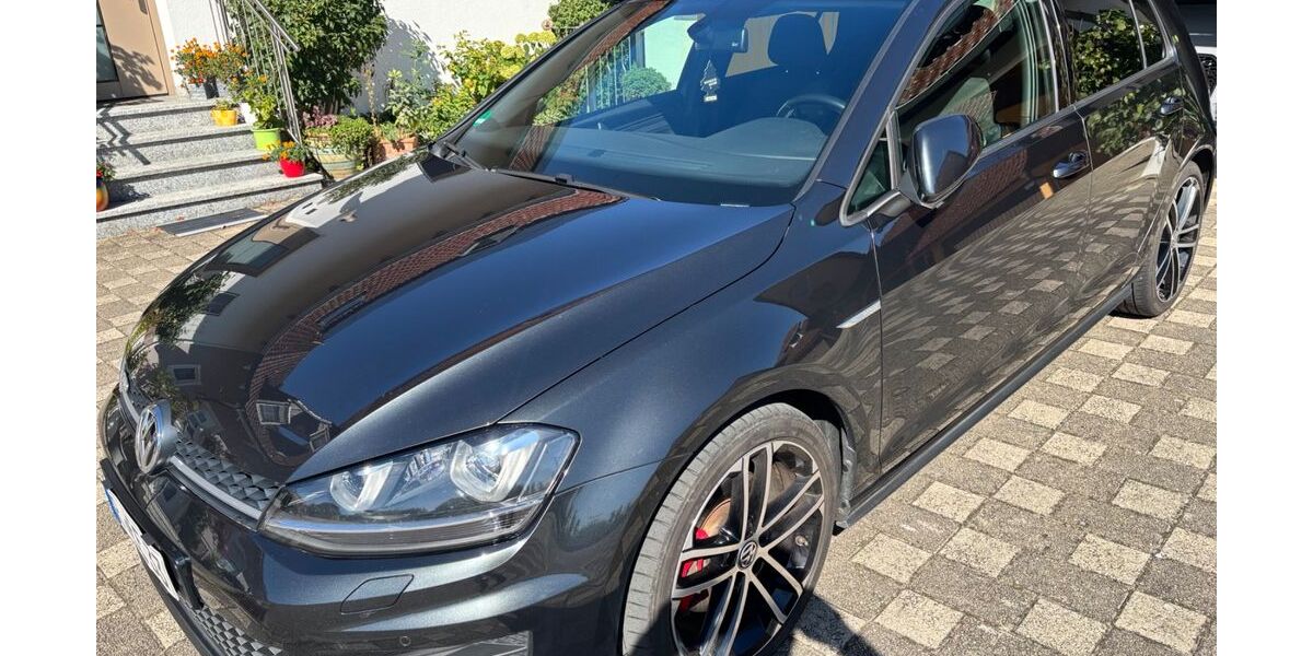 VW Golf 207.000 km 9.999 &euro; Mintraching 93098