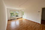 Gepflegte 2-Zimmerwohnung im Regensburger Westen mit Loggia und Garage
