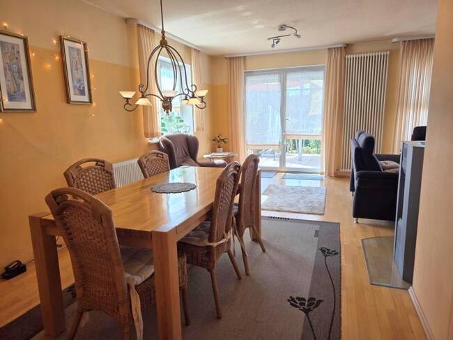 Doppelhaushälfte Teublitz - 5 Zimmer, 179 m&sup2;, 465.000&euro; | Angebot:26171101