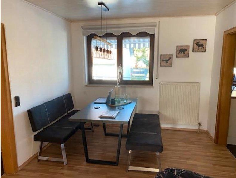 Erdgeschoßwohnung Schierling - 4 Zimmer, 121 m&sup2;, 1.290&euro; | Angebot:26224007
