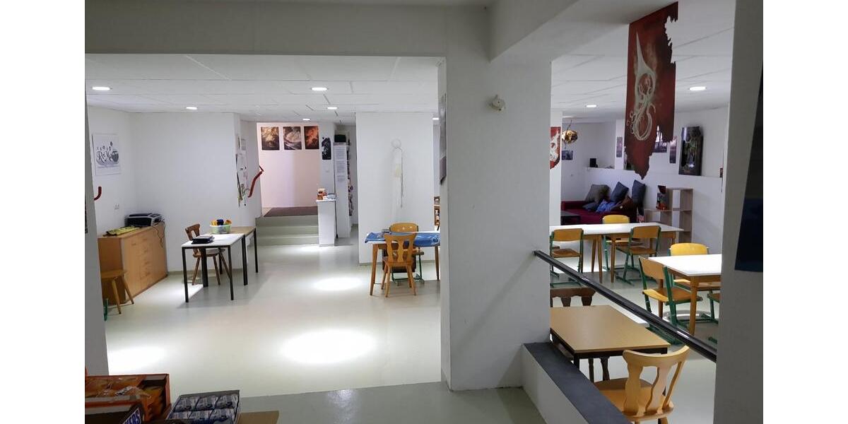 Gewerbeobjekt Neutraubling - 800&euro; | Angebot:24864449