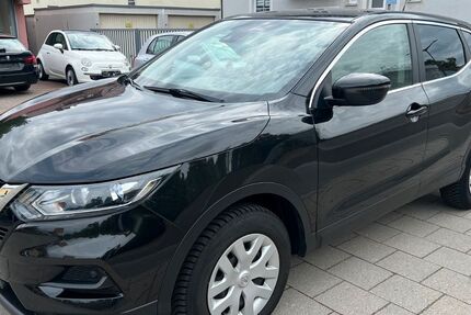 Nissan Qashqai 81.000 km 13.650 € Regensburg 93055