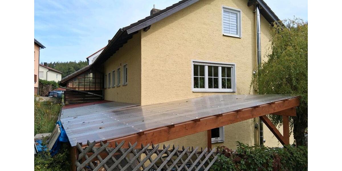 Dachgeschoßwohnung Regenstauf - 3 Zimmer, 65 m&sup2;, 913&euro; | Angebot:26698854