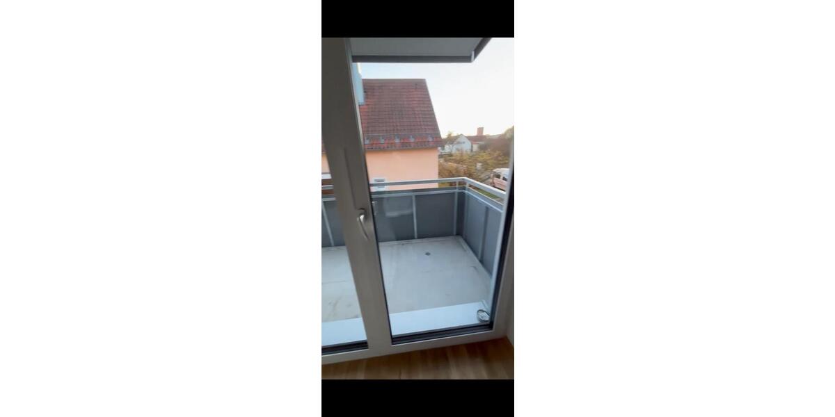 Etagenwohnung Lappersdorf - 3 Zimmer, 69 m&sup2;, 1.230&euro; | Angebot:26409159