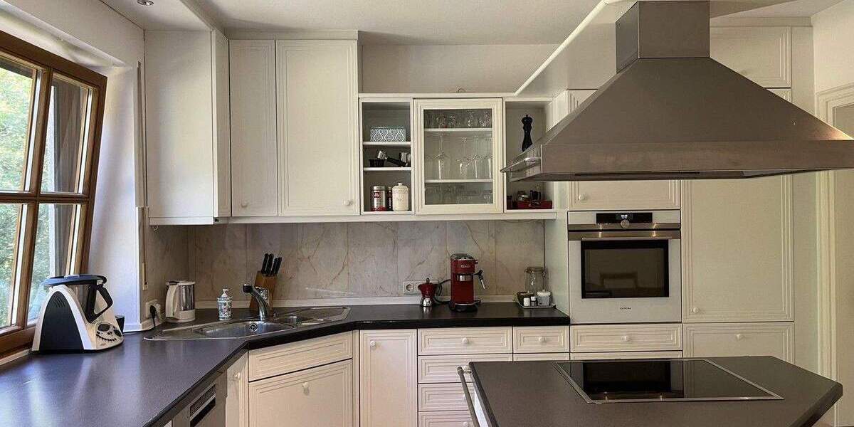 Einfamilienhaus Nittendorf - 7 Zimmer, 245 m&sup2;, 1.099.000&euro; | Angebot:25756414