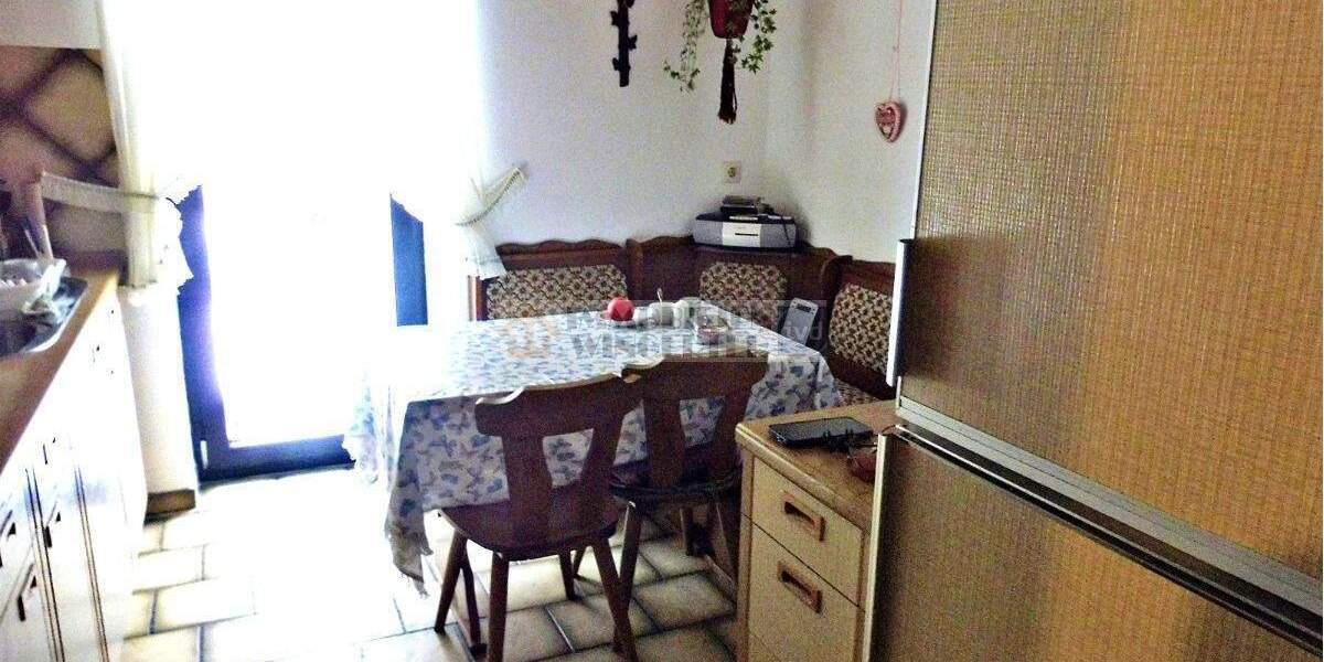 Einfamilienhaus Regensburg Kumpfmühl-Ziegetsdorf-Neuprüll - 6 Zimmer, 168 m&sup2;, 825.000&euro; | Angebot:25702514