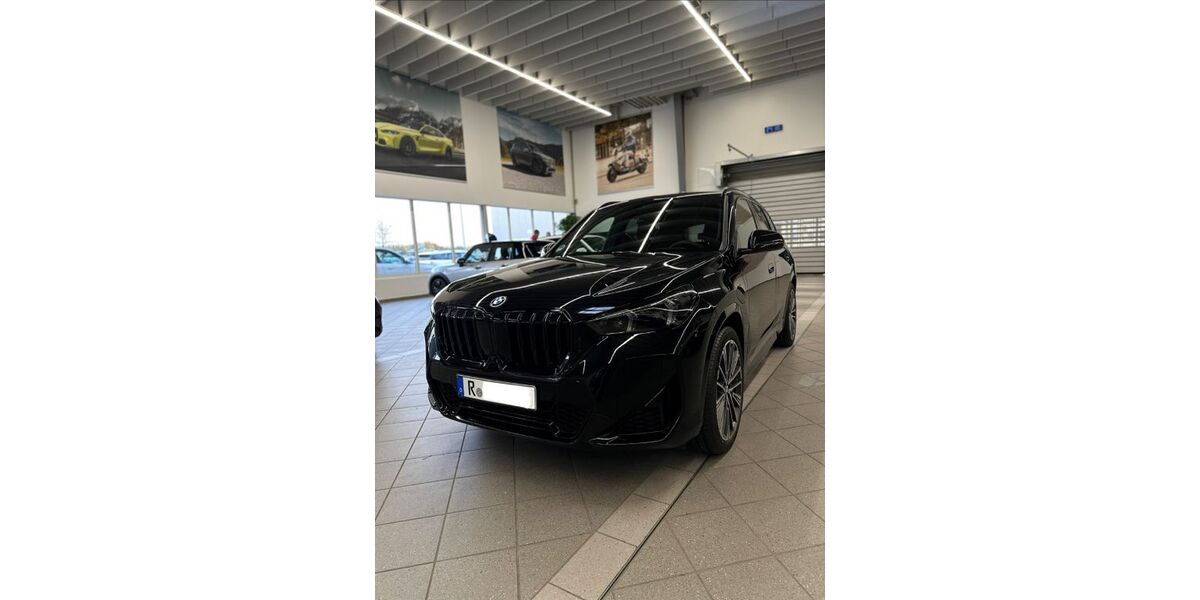BMW X1 5.100 km 53.900 &euro; Regensburg 93053