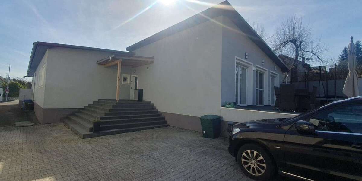 Einfamilienhaus Kelheim - 10 Zimmer, 280 m&sup2;, 776.000&euro; | Angebot:26109233
