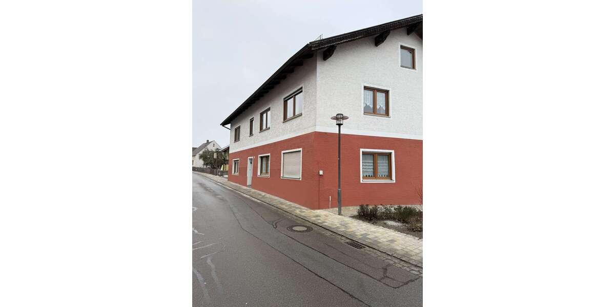 Einfamilienhaus Reichenbach - 8 Zimmer, 249 m&sup2;, 415.000&euro; | Angebot:24790340